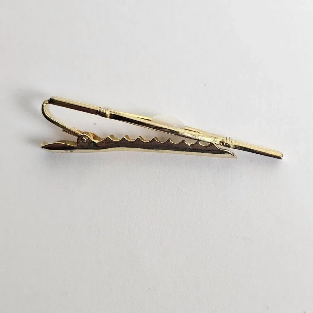 Vintage White Opalescent Glass Mother of Pearl Cabochon Gold‎ Tone Tie Bar Clip